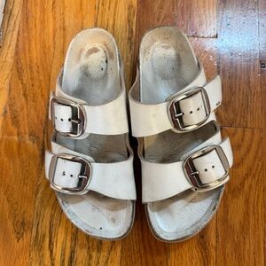 Birkenstock Big Buckle White sz 39